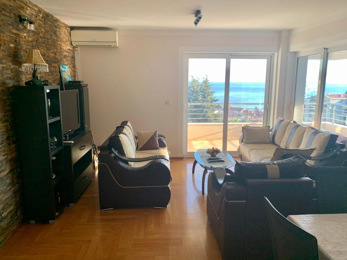 Blue Sky Apartment Petrovac ภายนอก รูปภาพ