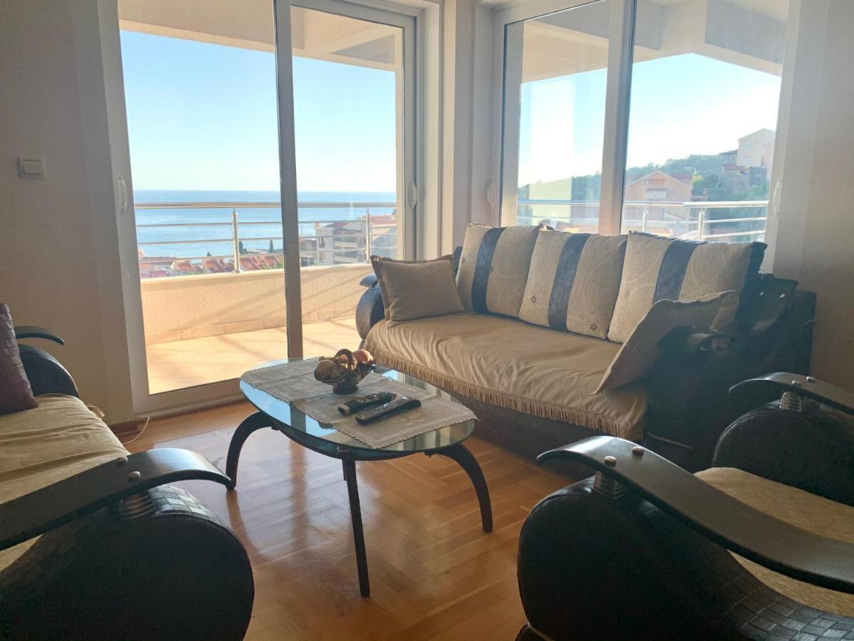 Blue Sky Apartment Petrovac ภายนอก รูปภาพ