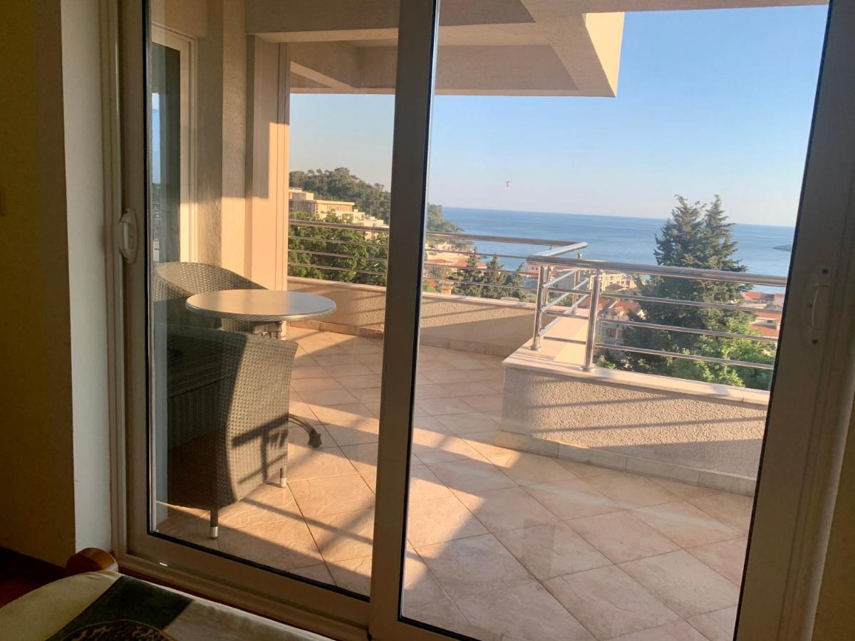 Blue Sky Apartment Petrovac ภายนอก รูปภาพ