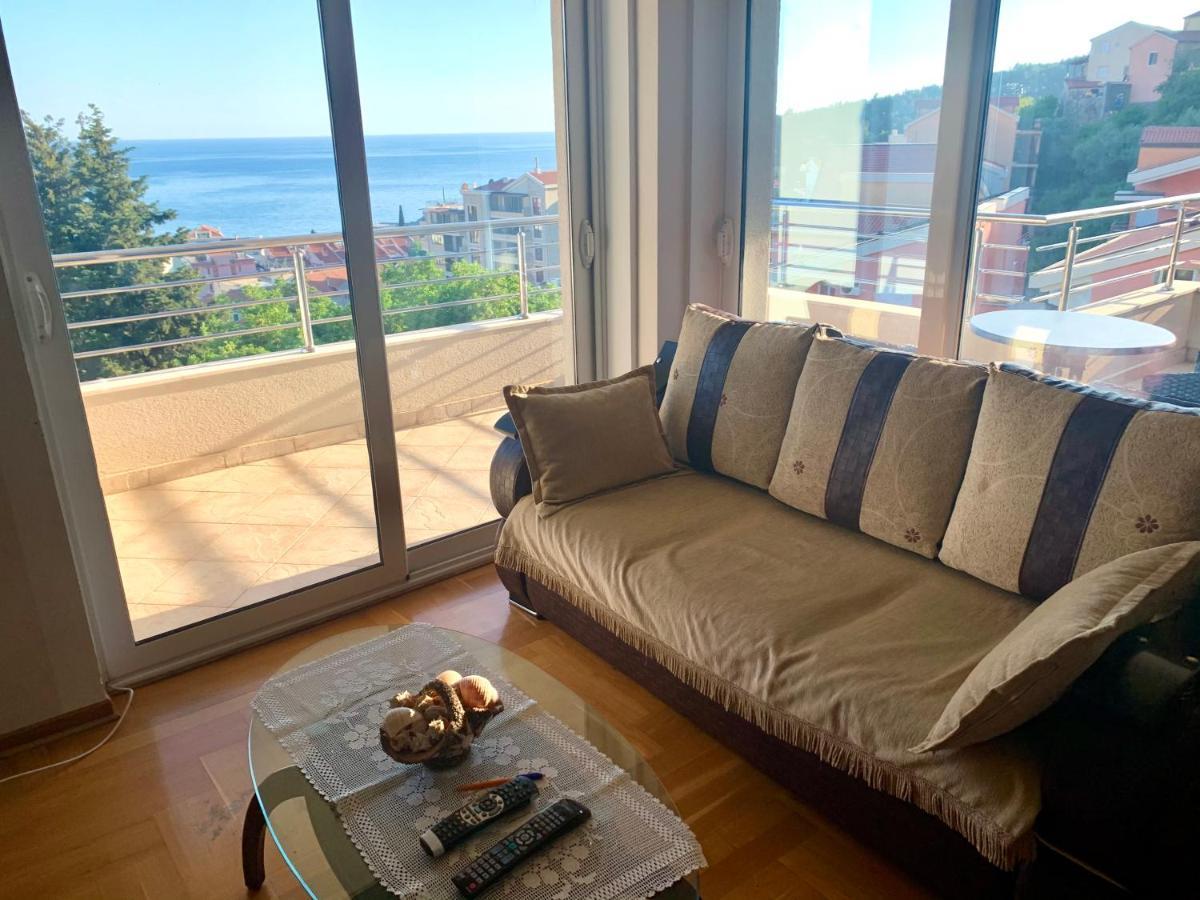 Blue Sky Apartment Petrovac ภายนอก รูปภาพ