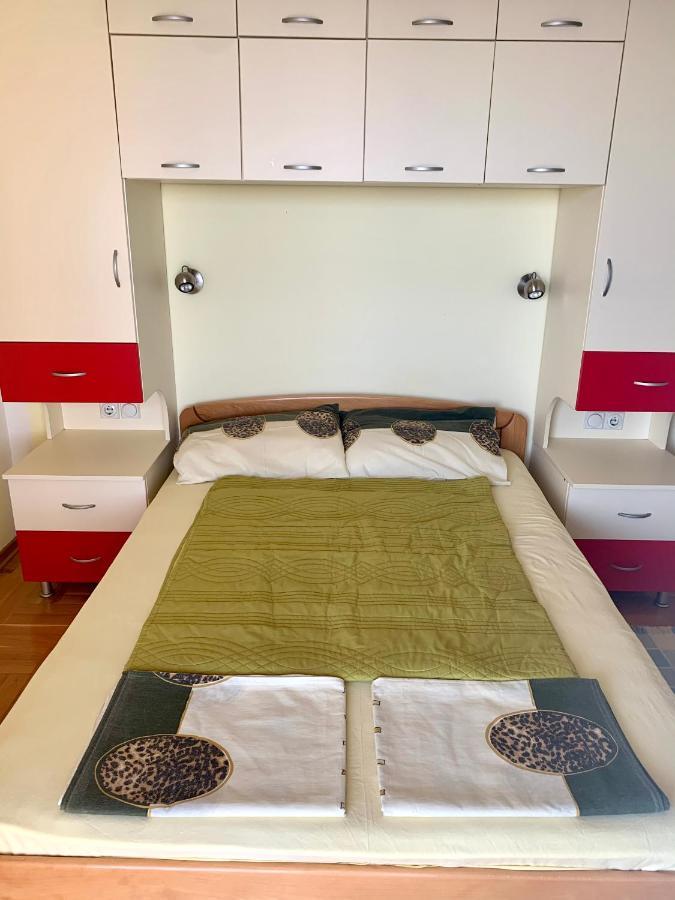 Blue Sky Apartment Petrovac ภายนอก รูปภาพ